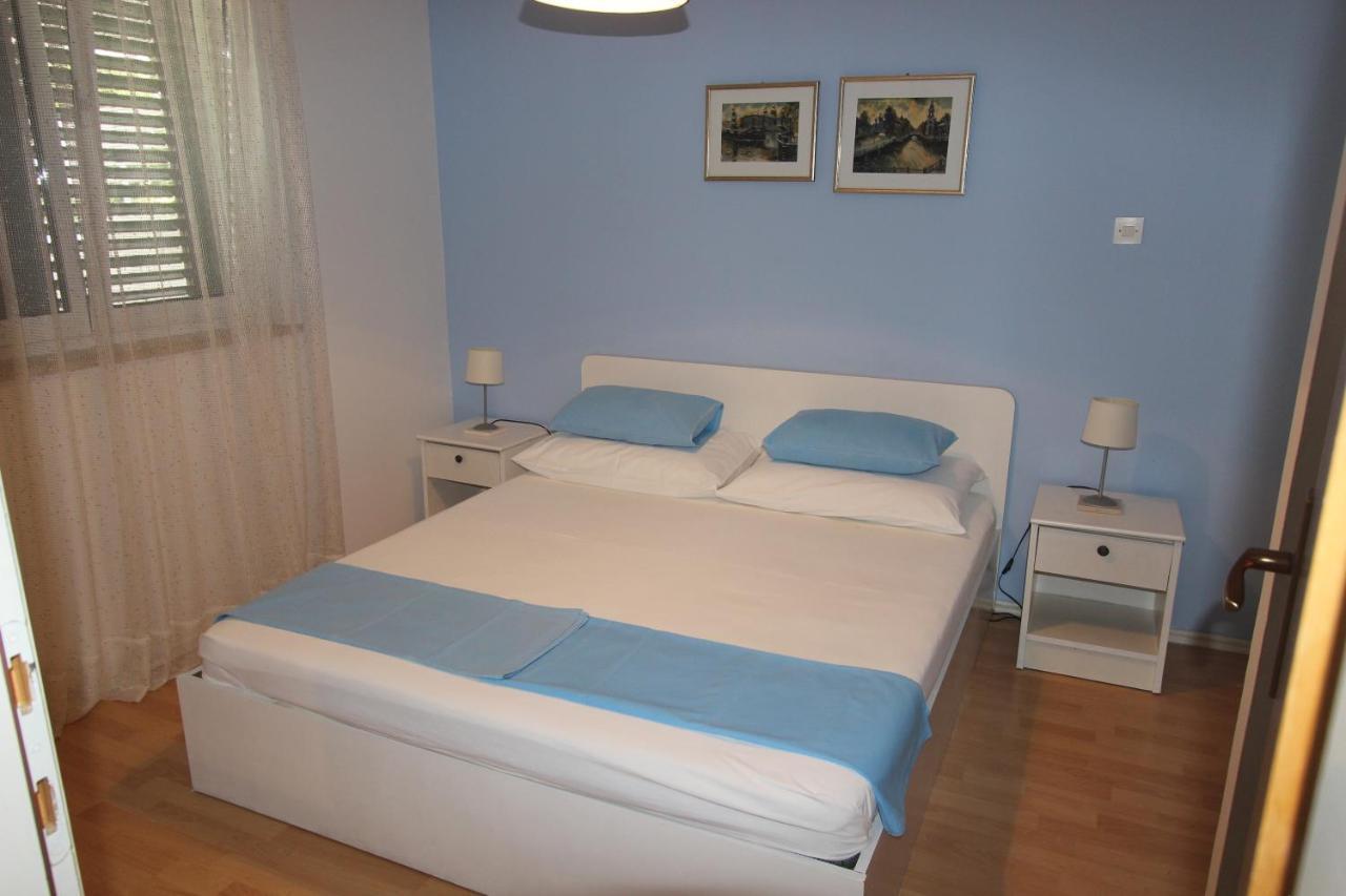 Apartments Chiara Lumbarda Zewnętrze zdjęcie