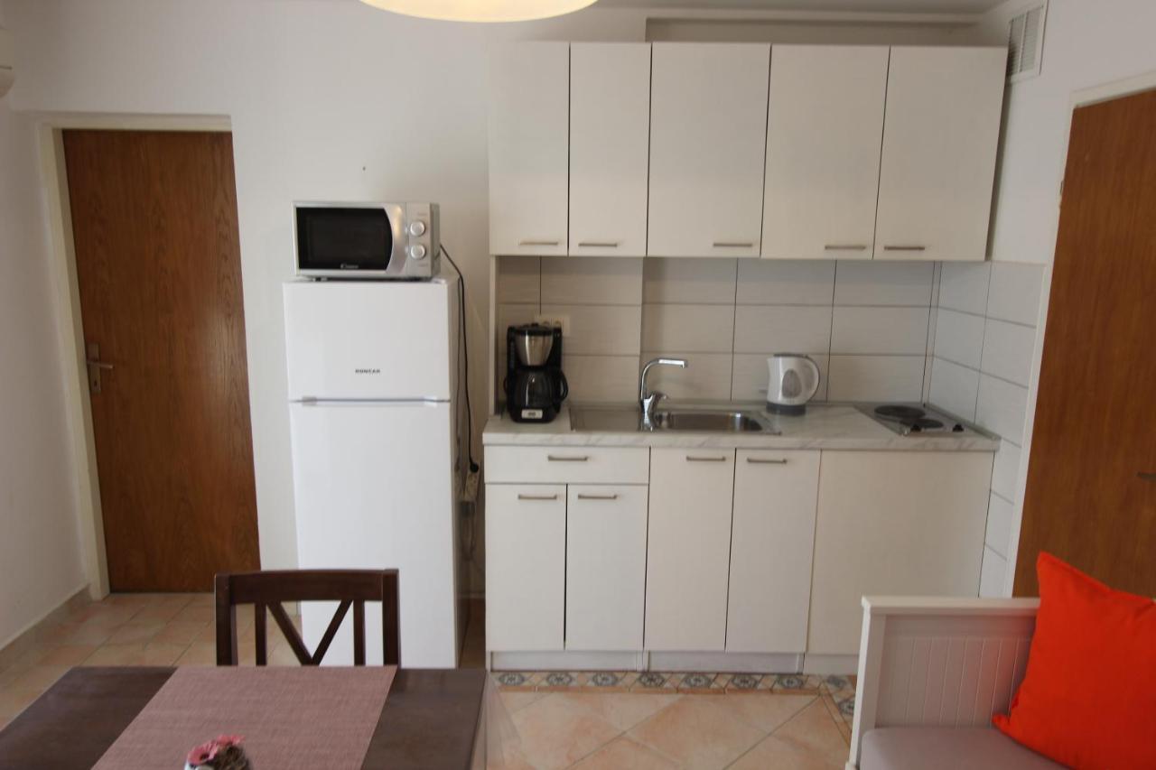 Apartments Chiara Lumbarda Zewnętrze zdjęcie